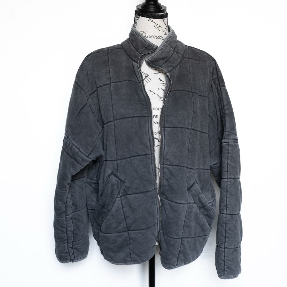 Forever 21 charcoal Grey acid wash quilted jacket size small